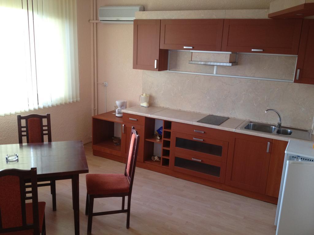 Hotel Moskoiani Beala Cameră foto